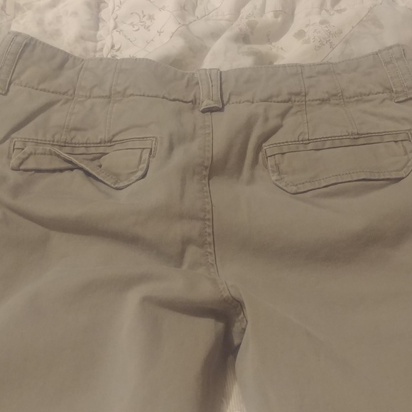 *4 for$10*Old Navy khakis - Picture 4 of 4